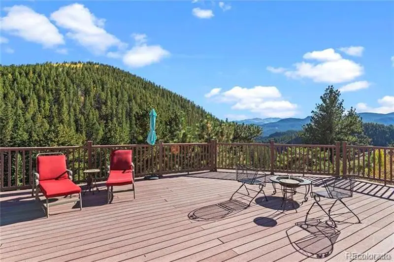 420 Chinook Road, Idaho Springs, CO - 3-bedroom, 2-bath home sold by Rick Janson, listing agent 420 Chinook Road, Idaho Springs, CO - 3-bedroom, 2-bath home sold by Rick Janson, listing agent